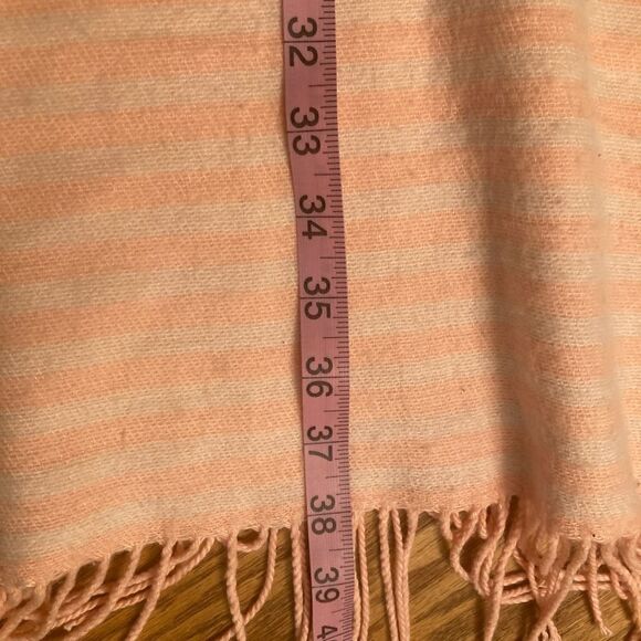 Gap Light Peach Soft Fringe Scarf - Picture 3 of 7